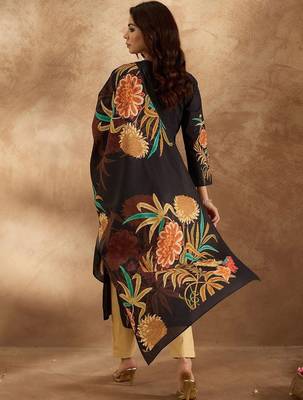 Women Floral Printed Regular  Cotton Kurta with Trousers & With Dupatta 6
