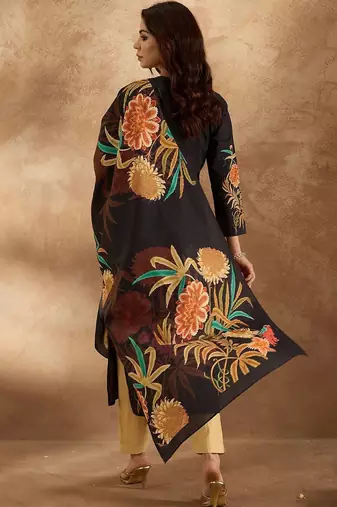 Women Floral Printed Regular  Cotton Kurta with Trousers & With Dupatta