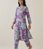 Women Floral Printed Regular  Cotton Kurta with Trousers