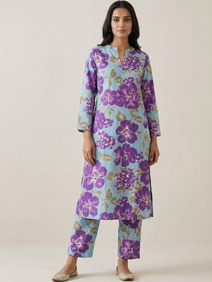 Women Floral Printed Regular  Cotton Kurta with Trousers 6