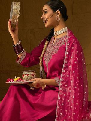 Ethnic Motifs Yoke Design Straight Zari Liva Kurta with Trousers & Dupatta 2