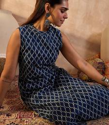 Women Printed Regular  Cotton Kurta with Trousers