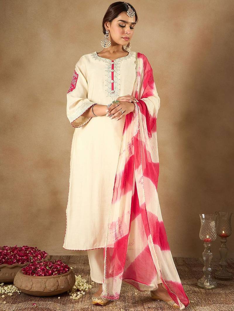 Women Ethnic Motifs Embroidered Regular Kurta with Trousers & With Dupatta