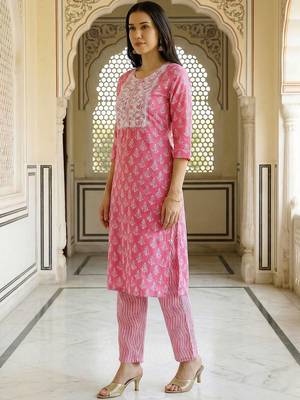 Women Ethnic Motifs Printed Regular Thread Work Kurta with Trousers 3