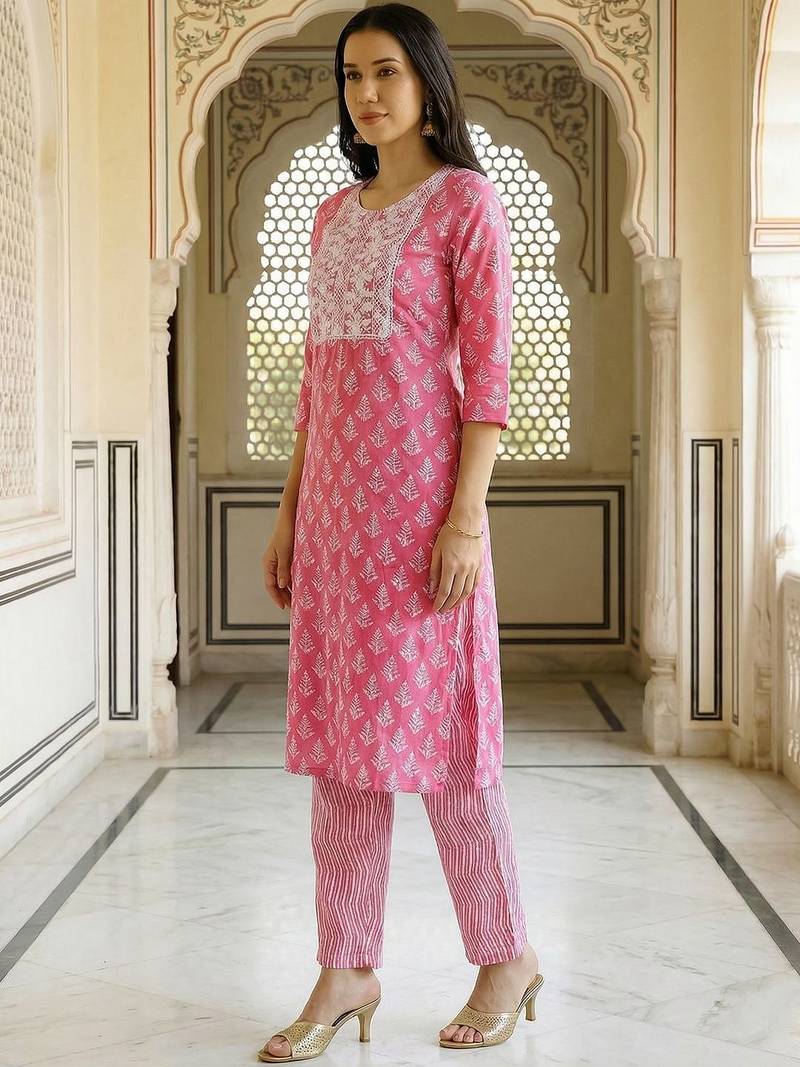 Women Ethnic Motifs Printed Regular Thread Work Kurta with Trousers