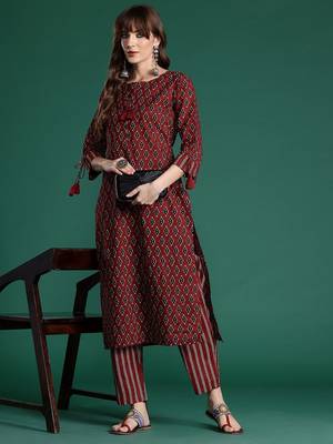 Ethnic Motifs Printed Pure Cotton Kurta with Trousers 1