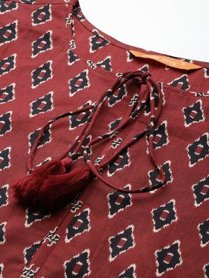 Ethnic Motifs Printed Pure Cotton Kurta with Trousers 2