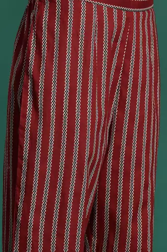 Ethnic Motifs Printed Pure Cotton Kurta with Trousers