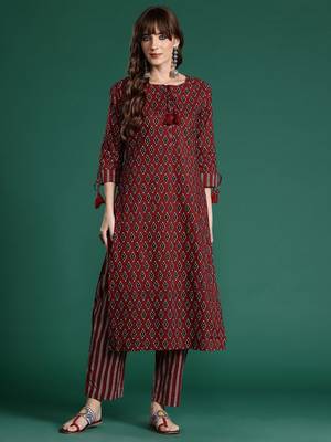 Ethnic Motifs Printed Pure Cotton Kurta with Trousers 4