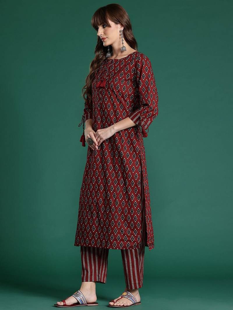 Ethnic Motifs Printed Pure Cotton Kurta with Trousers
