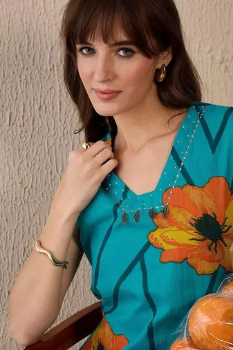 Women Floral Printed Regular Pure Cotton Kurta with Trousers