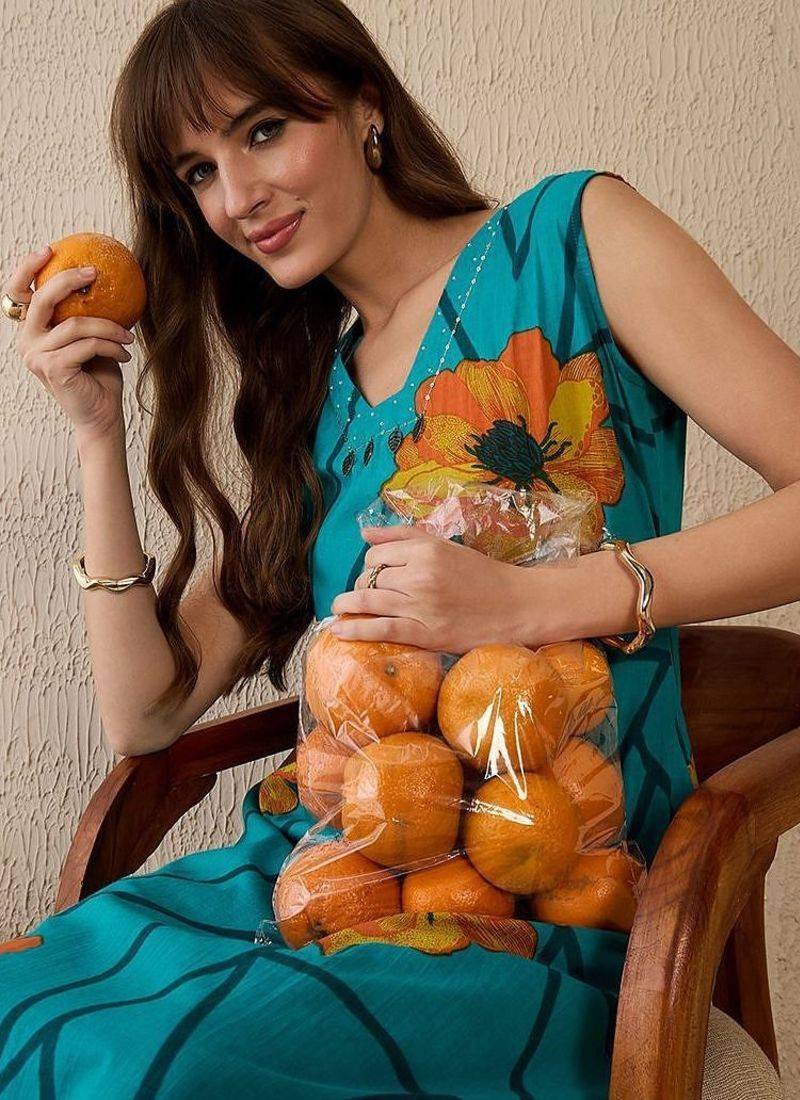 Women Floral Printed Regular Pure Cotton Kurta with Trousers