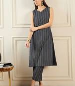 Geometric Printed Sweetheart Neck Pure Cotton Straight Kurta With Trousers