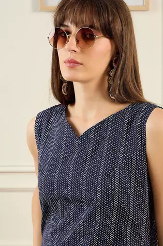 Geometric Printed Sweetheart Neck Pure Cotton Straight Kurta With Trousers