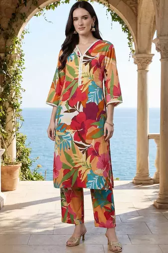 Women Floral Printed Regular Pure Cotton Kurta with Trousers