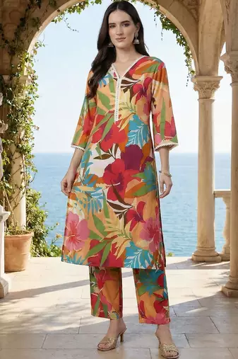 Women Floral Printed Regular Pure Cotton Kurta with Trousers