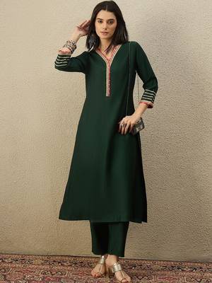 Women Regular Gotta Patti Liva Kurta with Trousers 6