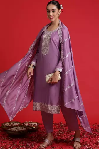 Women Ethnic Motifs Embroidered Regular Thread Work Kurta with Trousers & With Dupatta