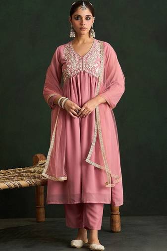 Women Floral Embroidered Empire Thread Work Kurta with Trousers & With Dupatta