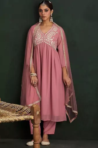Women Floral Embroidered Empire Thread Work Kurta with Trousers & With Dupatta