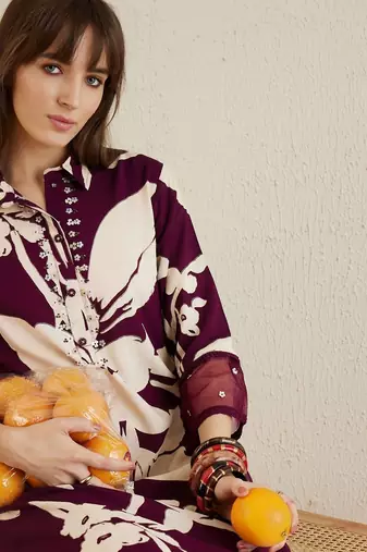 Women Floral Printed Regular Sequinned Kurta with Trousers