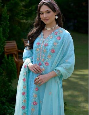Women Ethnic Motifs Embroidered Regular Thread Work Pure Cotton Kurta with Trousers & With Dupatta 6