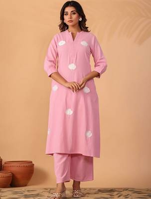 Women Floral Embroidered Regular Thread Work Kurta with Palazzos 2