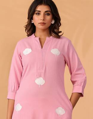 Women Floral Embroidered Regular Thread Work Kurta with Palazzos 4