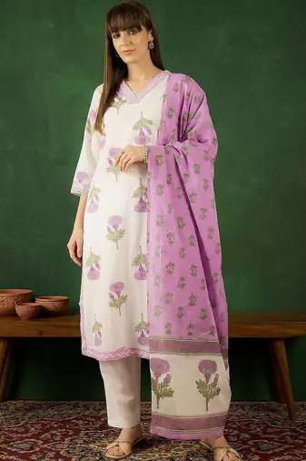 Women Floral Printed Regular Thread Work Pure Cotton Kurta with Trousers & With Dupatta