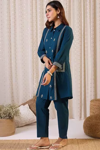 Floral Embroidered Shirt Collar Thread Work Pure Cotton Kurta & Trousers