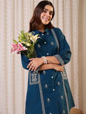 Floral Embroidered Shirt Collar Thread Work Pure Cotton Kurta & Trousers 6