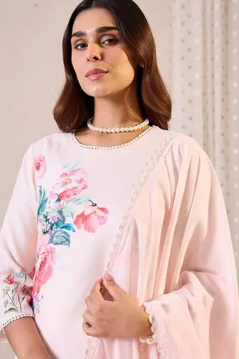 Women Floral Printed Regular Beads and Stones Linen Kurta with Trousers & With Dupatta