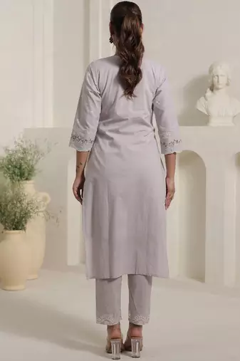 Women Floral Embroidered Cotton Kurta with Trousers & Dupatta