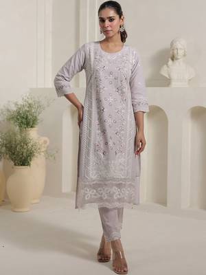 Women Floral Embroidered Cotton Kurta with Trousers & Dupatta 5