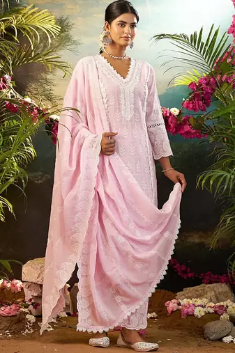 Floral Embroidered Thread Work Pure Cotton Kurta With Trousers & Dupatta