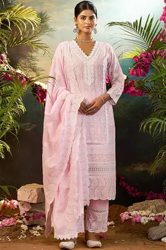 Floral Embroidered Thread Work Pure Cotton Kurta With Trousers & Dupatta