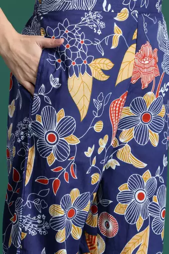 Floral Printed Pure Cotton Kurta with Trousers