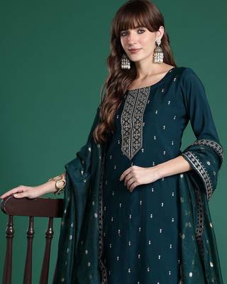 Ethnic Motifs Embroidered Kurta with Trousers & Dupatta 5
