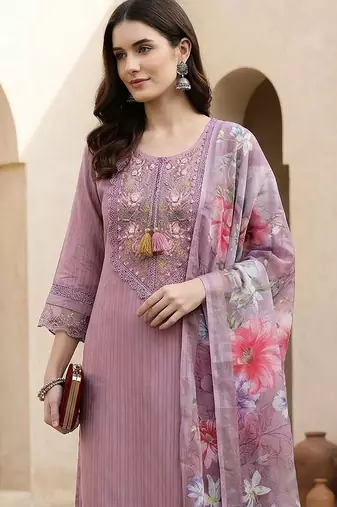Women Floral Embroidered Regular Thread Work Linen Kurta with Trousers & With Dupatta