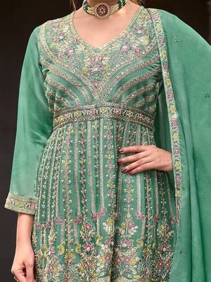 Floral Embroidered Sequinned V-Neck A-Line Kurta With Palazzos & Dupatta 3