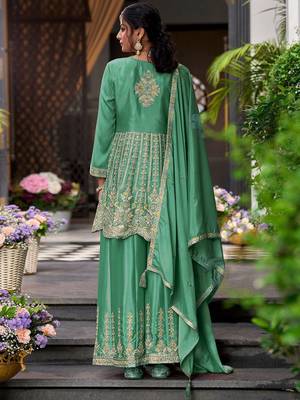 Floral Embroidered Sequinned V-Neck A-Line Kurta With Palazzos & Dupatta 4