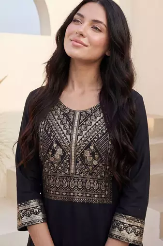 Women Ethnic Motifs Embroidered Regular Thread Work Kurta with Palazzos
