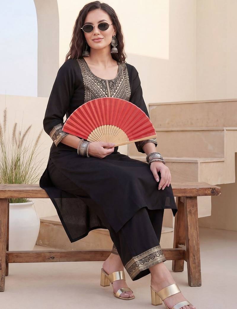 Women Ethnic Motifs Embroidered Regular Thread Work Kurta with Palazzos
