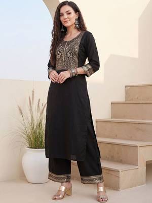 Women Ethnic Motifs Embroidered Regular Thread Work Kurta with Palazzos 5