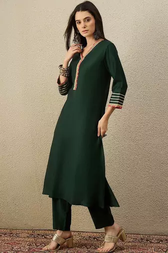 Women Regular Gotta Patti Liva Kurta with Trousers