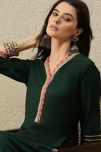 Women Regular Gotta Patti Liva Kurta with Trousers
