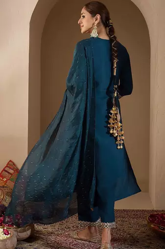 Women Ethnic Motifs Embroidered Regular Sequinned Kurta with Trousers & With Dupatta