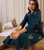 Women Ethnic Motifs Embroidered Regular Thread Work Pure Cotton Kurta with Trousers