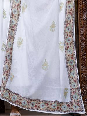 Floral Printed Empire Pure Cotton A-Line Kurta With Trousers & Dupatta 4