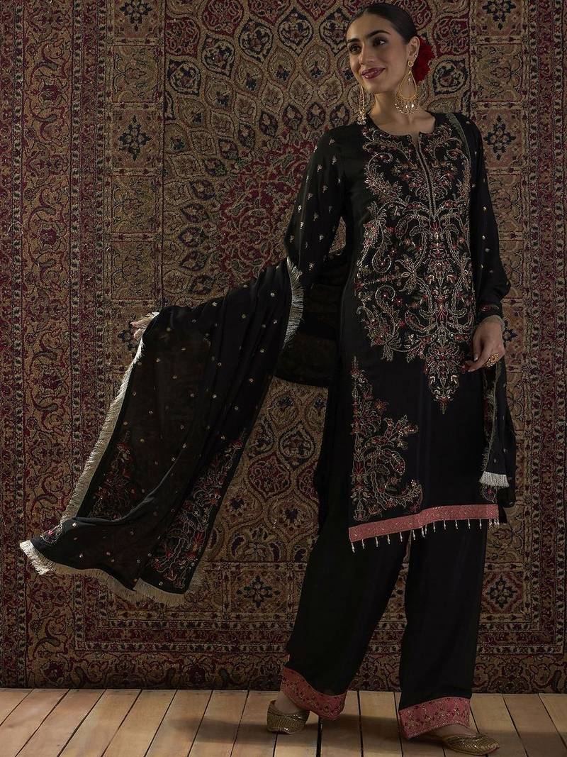 Ethnic Motifs Embroidered Straight Thread Work Kurta With Patiala & Dupatta